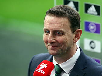 Ian Baraclough rewarded with n...